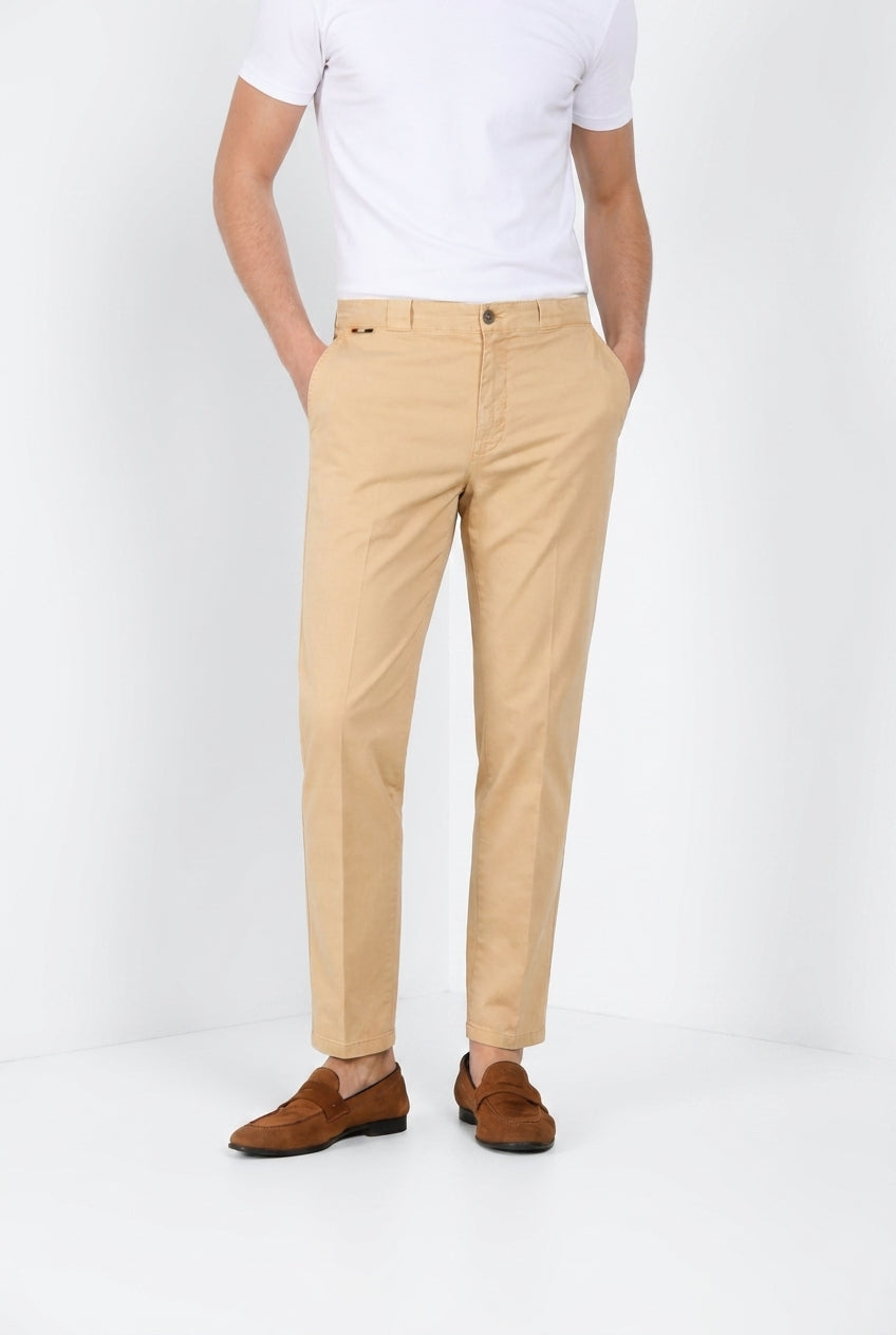 Madison M74 pantalone chino uomo in twill leggero stretch carrot fit