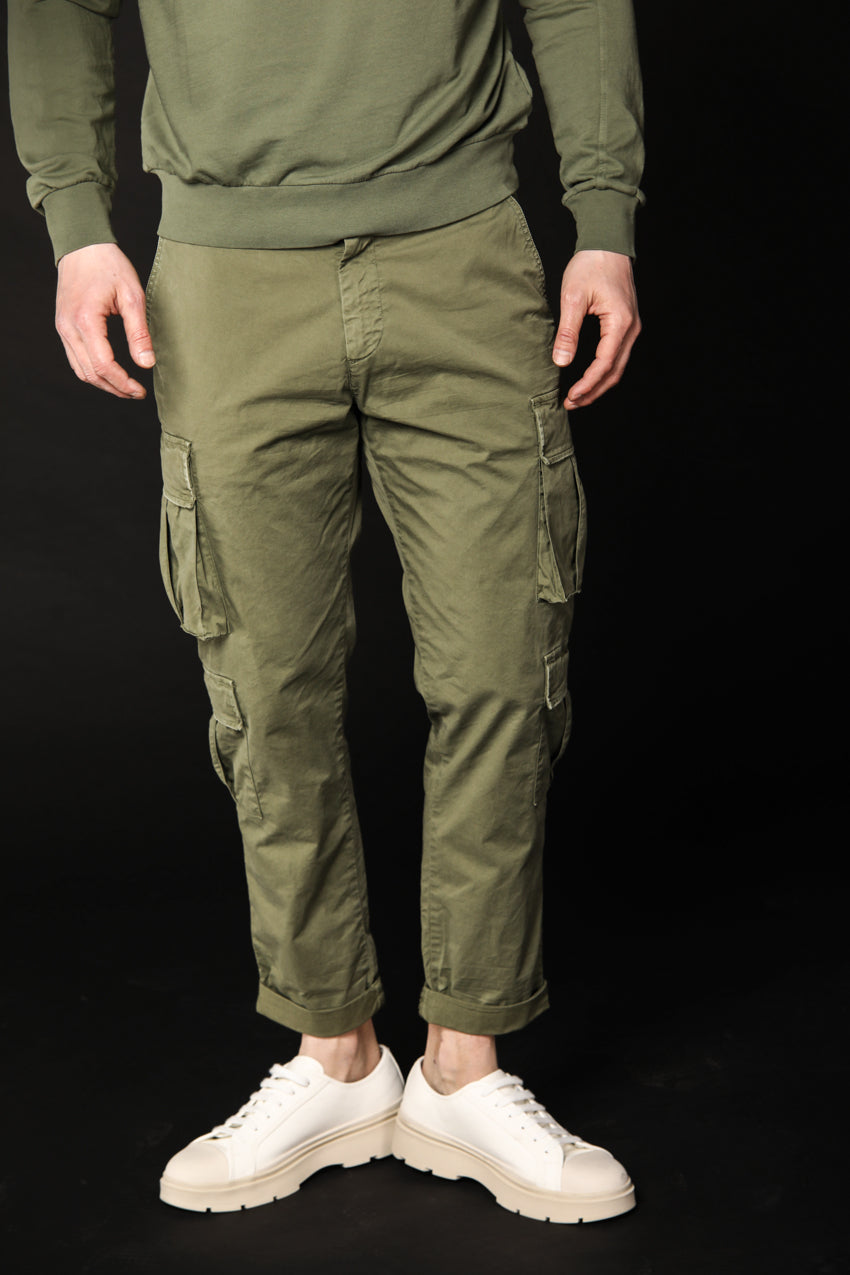 Image 4 de pantalon cargo pour homme modèle Bahamas en vert, coupe régulière de Mason's