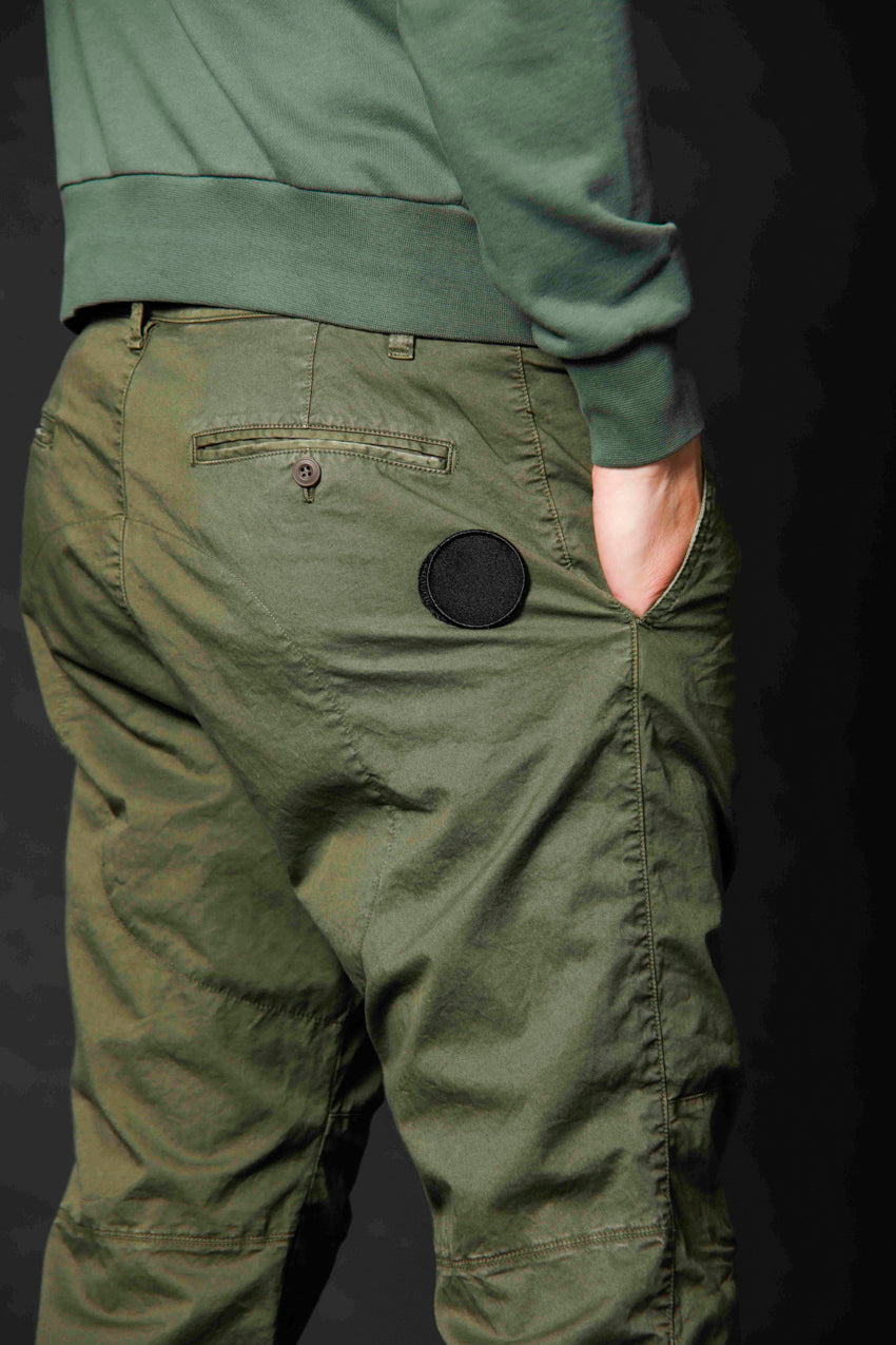 image 3 de pantalon chino homme en twill édition limitée modèle john coolkhinos en vert coupe carotte de mason's