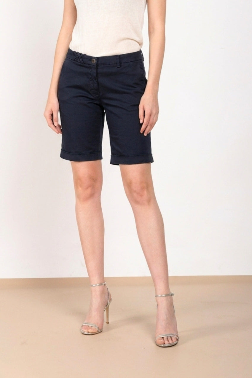 New York women's chino bermuda in stretch satin slim fit
