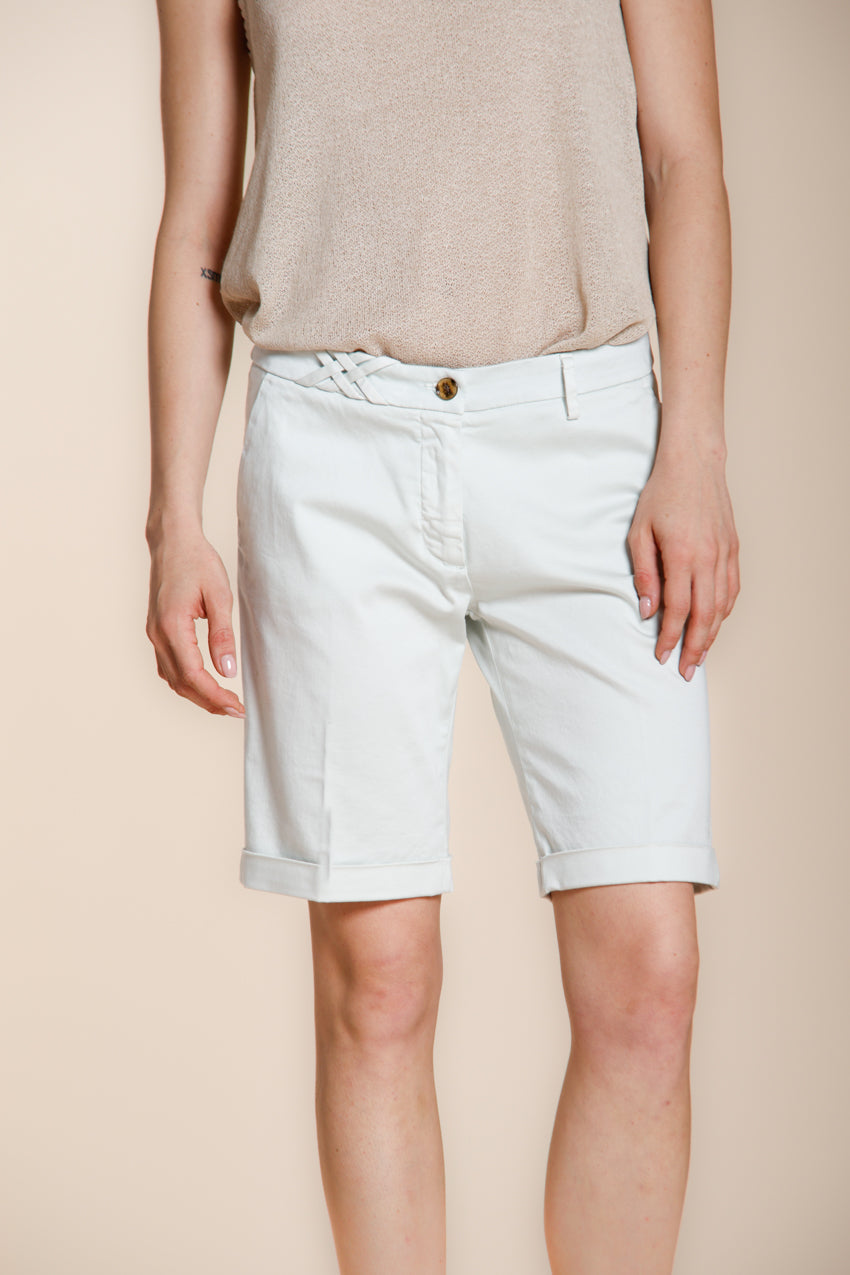 New York women's chino bermuda in stretch satin slim fit