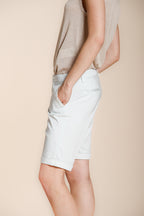 New York women's chino bermuda in stretch satin slim fit