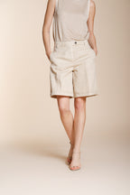 Brigitte bermuda chino mujer de algodón y lino flameado relaxed fit