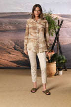 Delhi camisa mujer con mangas largas en muselina con estampado camuflaje