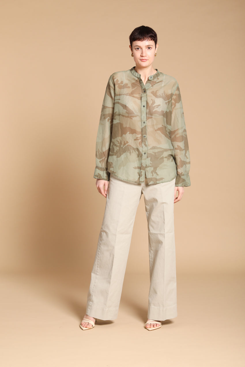 Delhi camisa mujer con mangas largas en muselina con estampado camuflaje