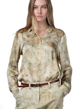 Sharon women's shirt in a viscous pattern with faded flowers