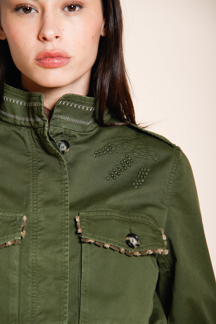 Eva chaqueta mujer en twill bordado flores