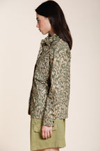 Santa Cruz women's jacket in gabardine camouflage print