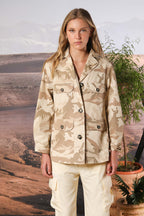 Santa Barbara women's jacket in twill with beige camouflage print