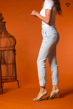 Immagine 3 di pantalone chino donna in twill modello Jaqueline Curvie curvy fit