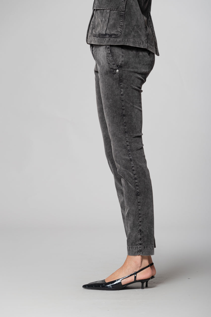 Jaqueline Archivio pantalón chino mujer en pana 1000 líneas slim fit