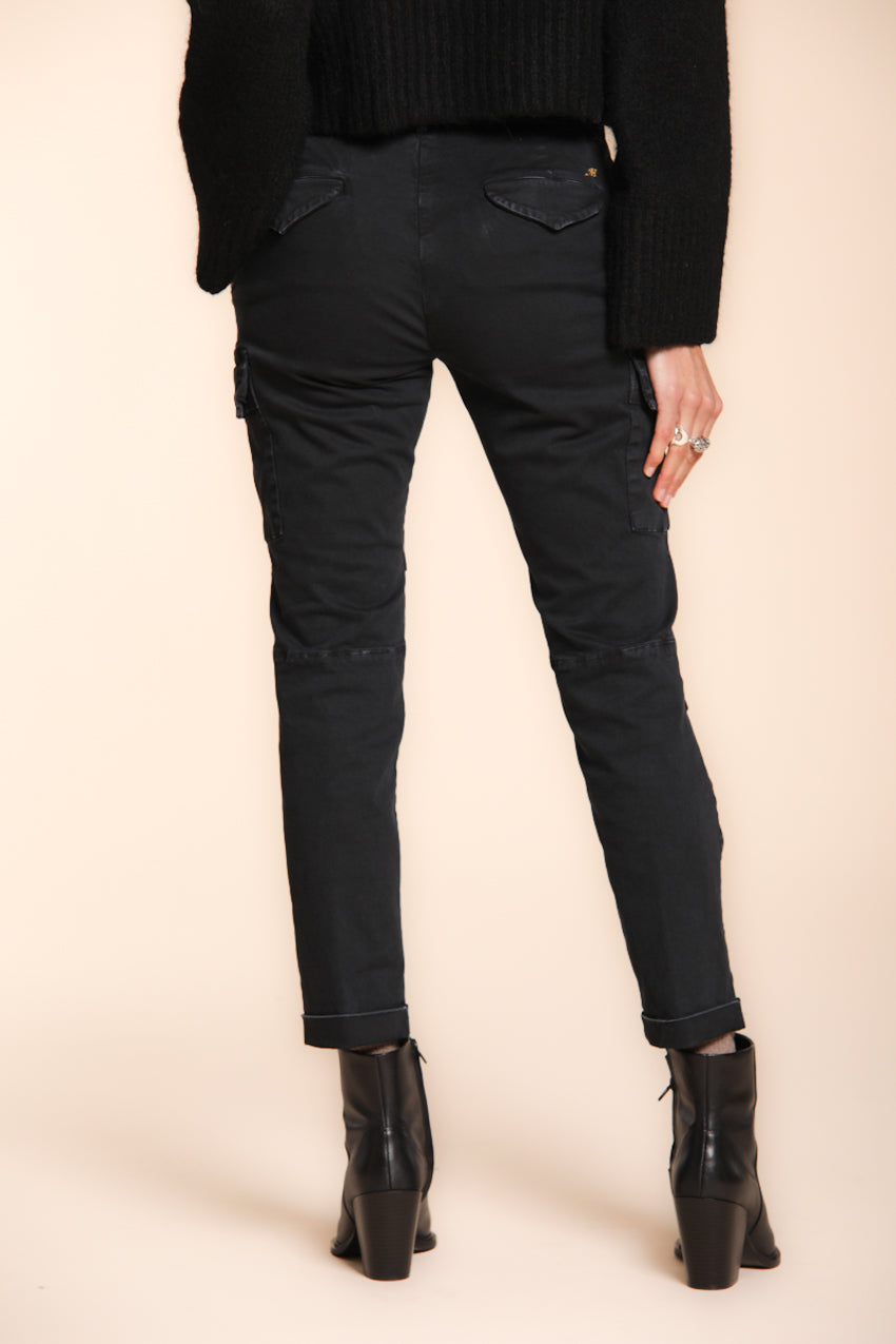 Chile City women’s cargo trousers in satin slim fit