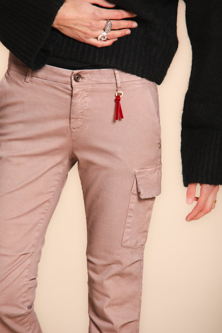 Chile City pantalón cargo mujer en raso slim fit