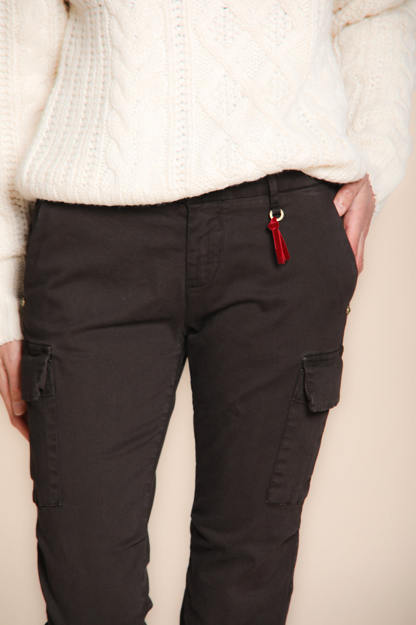 Chile City pantalón cargo mujer en raso slim fit