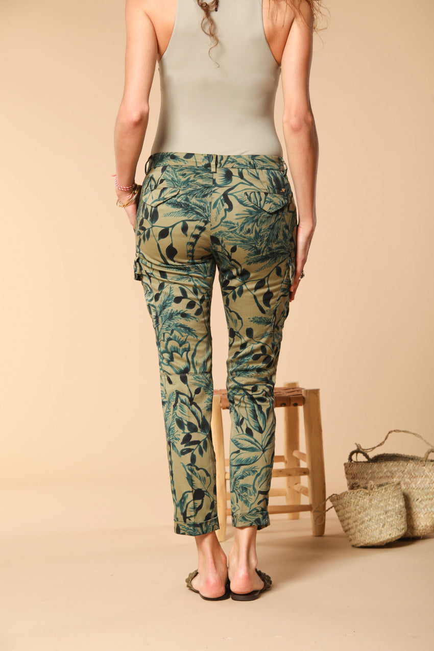 Chile City pantalón cargo mujer en satén con estampado floral slim fit 