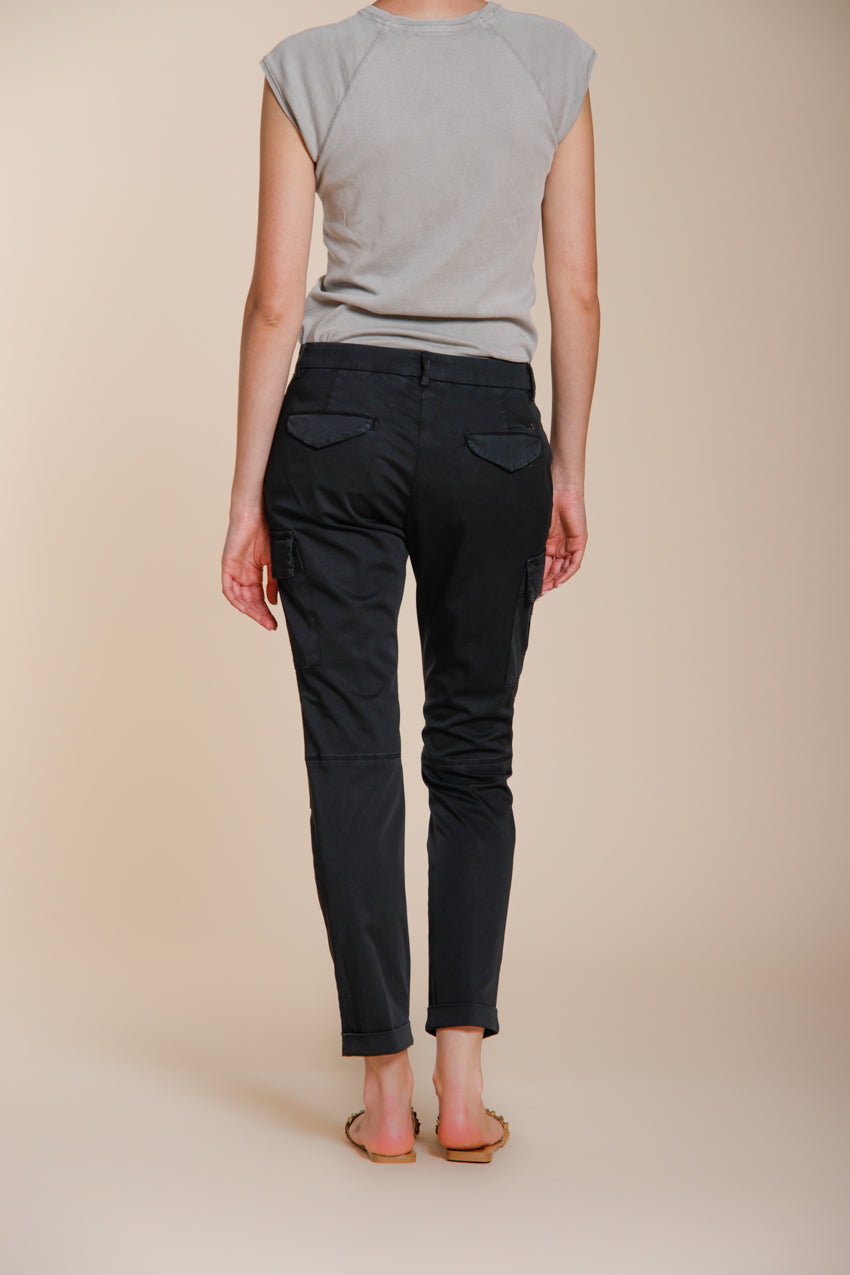 Chile City pantalon cargo femme en gabardine stretch slim fit