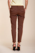 Chile City pantalon cargo femme en gabardine stretch slim fit