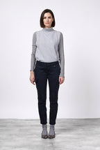 Chile City women’s cargo pants in satin with slim fit