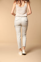 Chile City pantalón cargo mujer en gabardina slim fit 