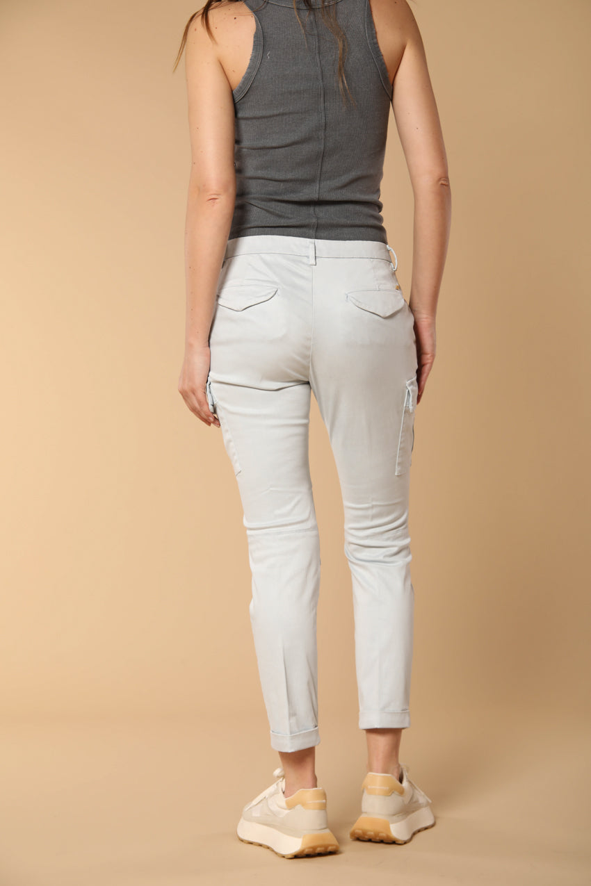 Chile City pantalón cargo mujer en gabardina slim fit 