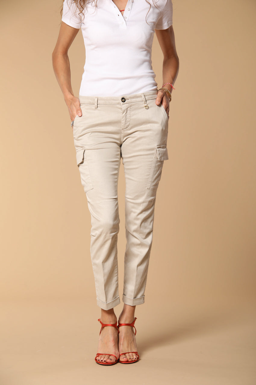 Chile City pantalón cargo mujer en gabardina slim fit 