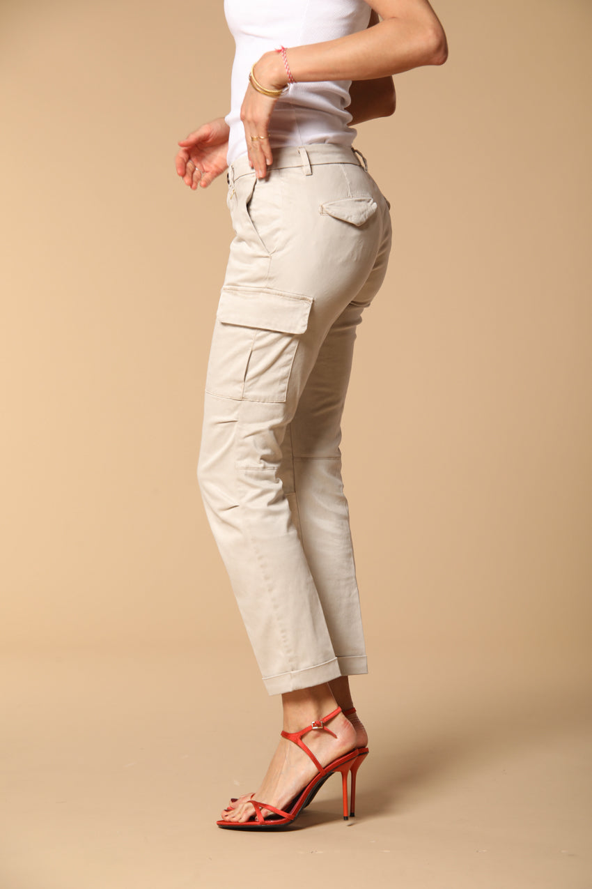 Chile City pantalón cargo mujer en gabardina slim fit 