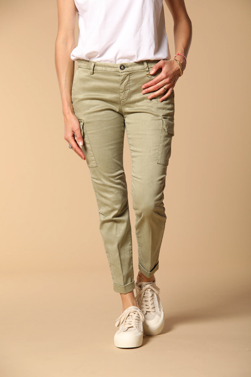 Chile City pantalón cargo mujer en gabardina slim fit 