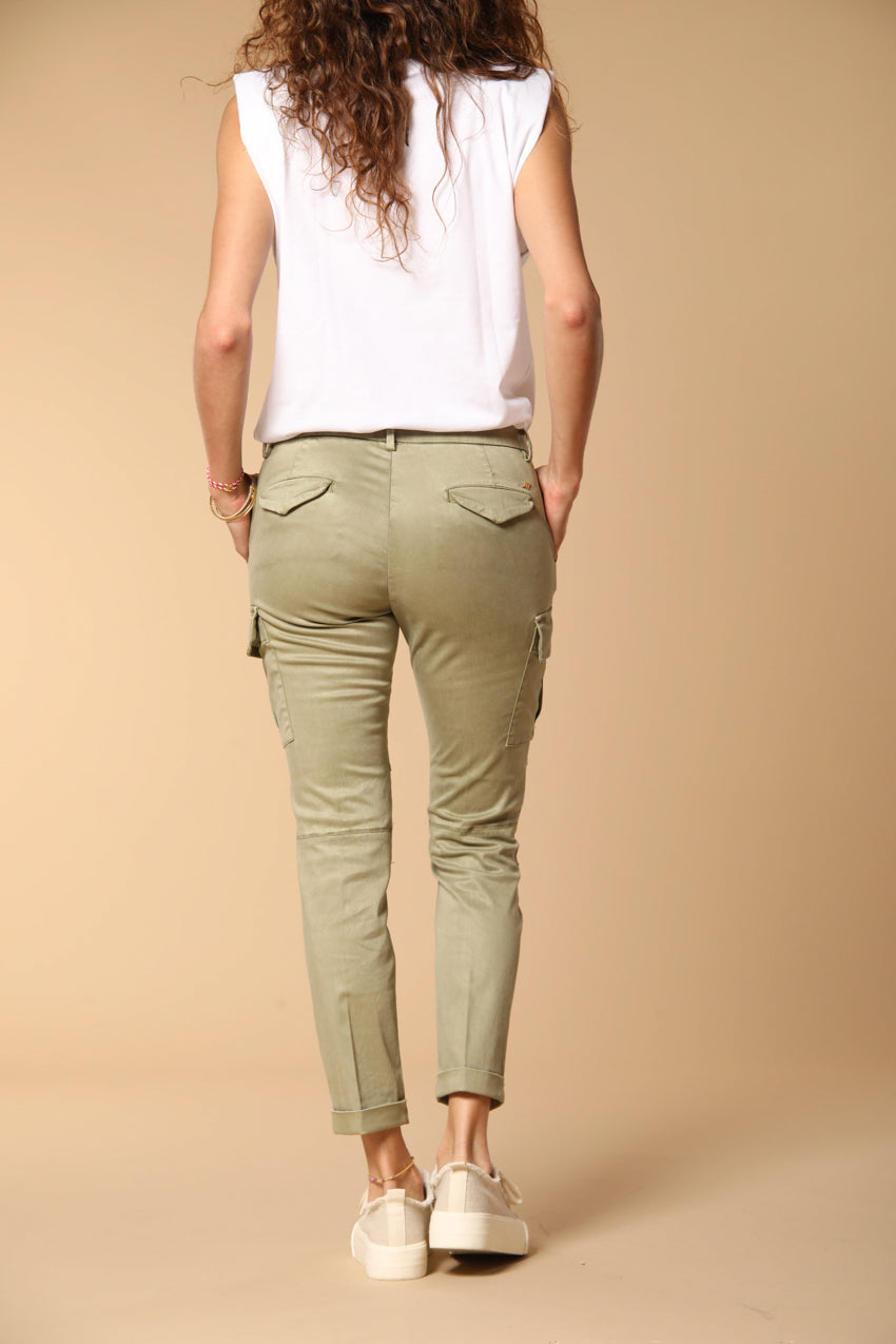 Chile City pantalón cargo mujer en gabardina slim fit 