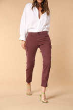 Chile City pantalón cargo mujer en gabardina slim fit 