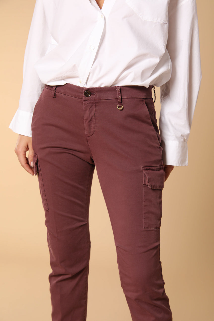 Chile City pantalón cargo mujer en gabardina slim fit 