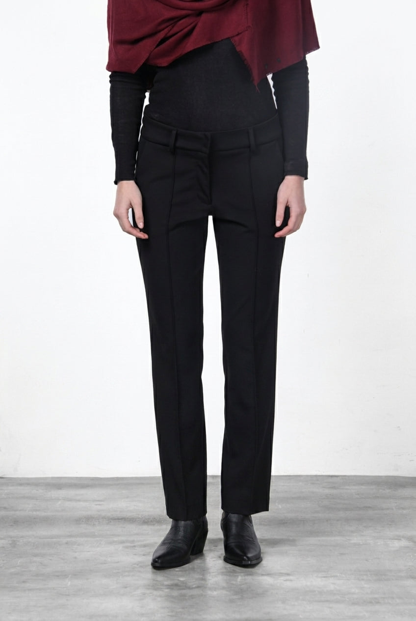 Kik pantalon chino femme en jersey technique slim fit