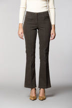 Milano Flare women’s chino trousers in satin slim fit