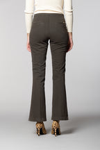 Milano Flare women’s chino trousers in satin slim fit