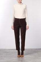 New York Carrot Chinohose für Damen aus glattem Samt mit carrot fit ①
