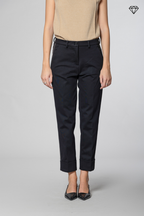 New York Carrot pantalon chino femme en jersey technique carrot fit ①