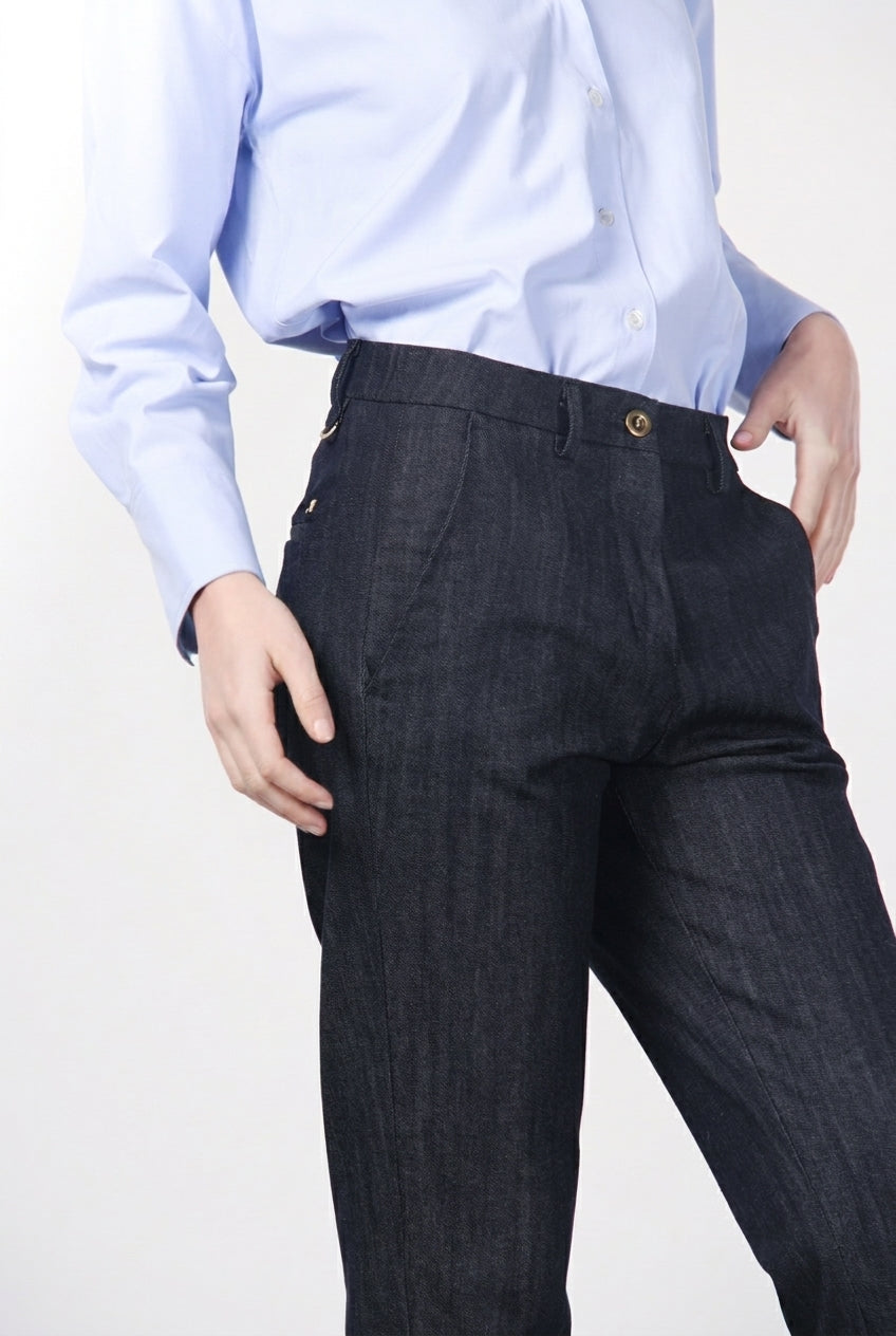 New York Carrot Damen-Chinohose aus Stretch-Denim, Carrot Fit ①