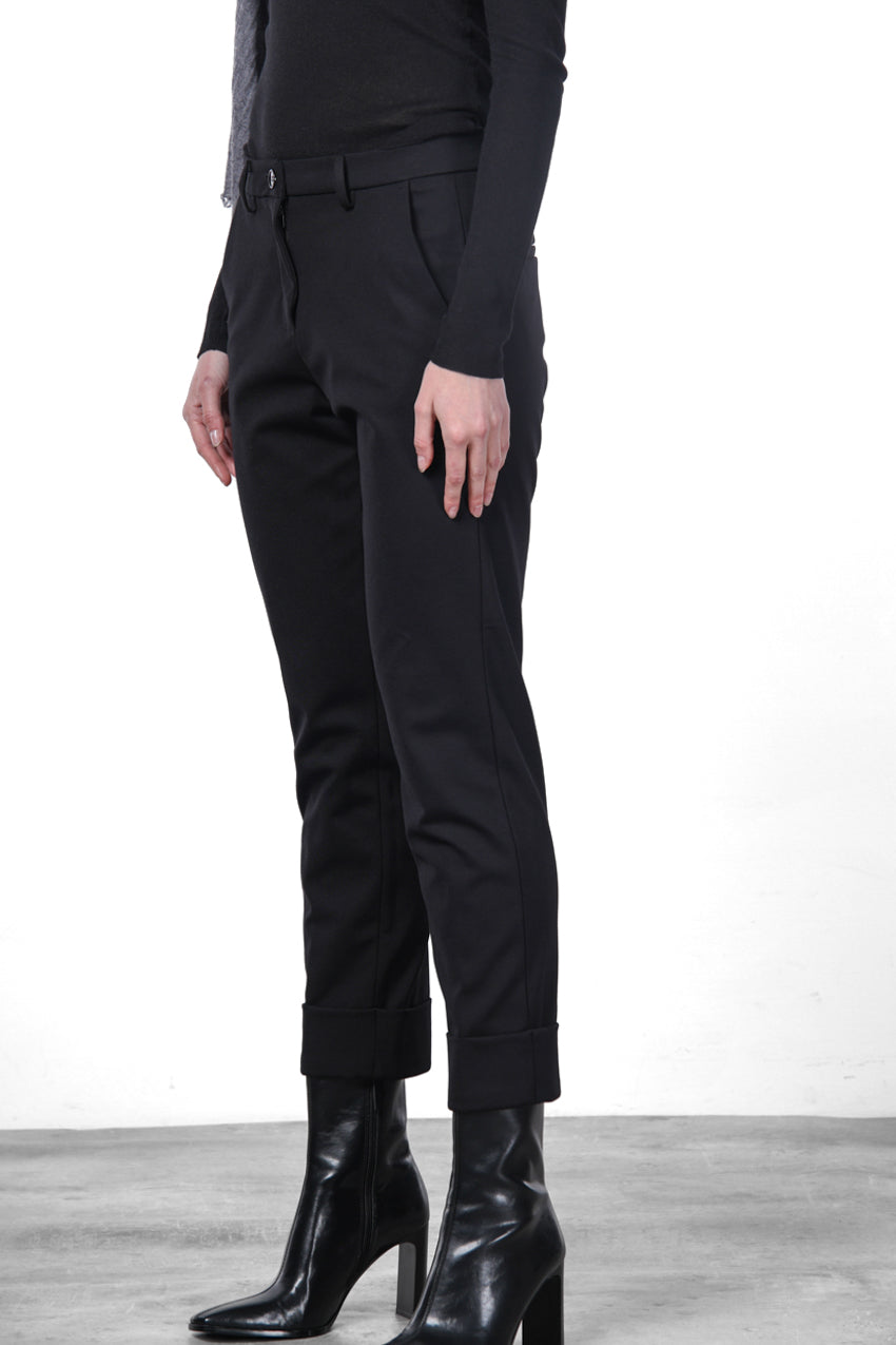 New York Carrot pantalón chino de mujer en jersey técnico carrot fit ①