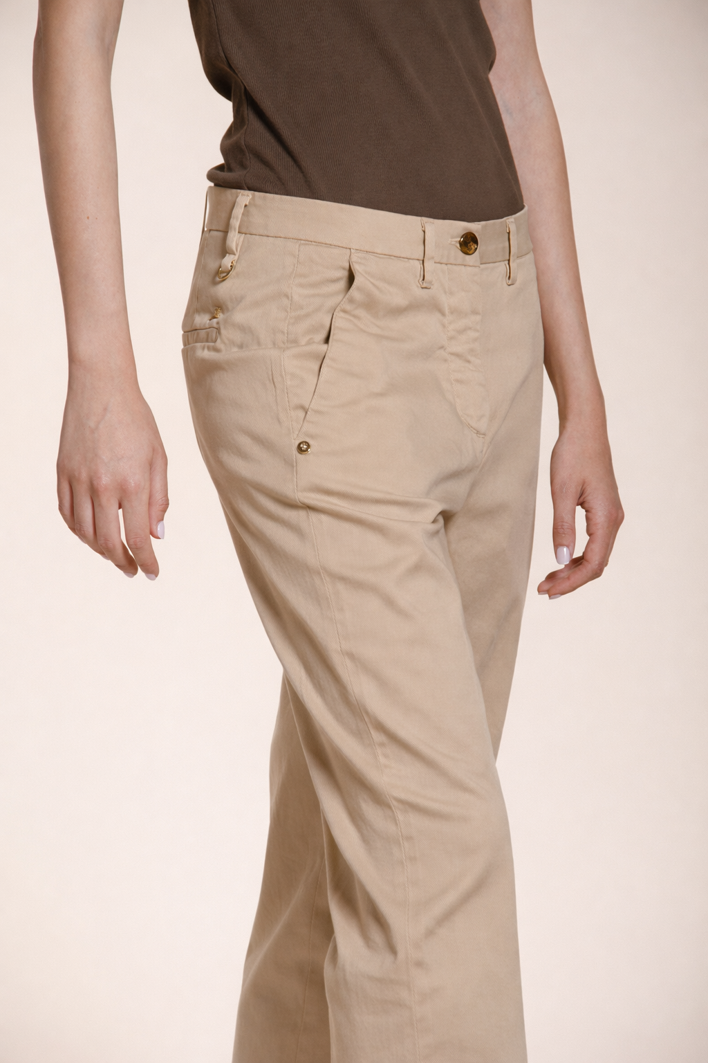 New York Carrot pantalone chino donna in raso stretch carrot fit ①