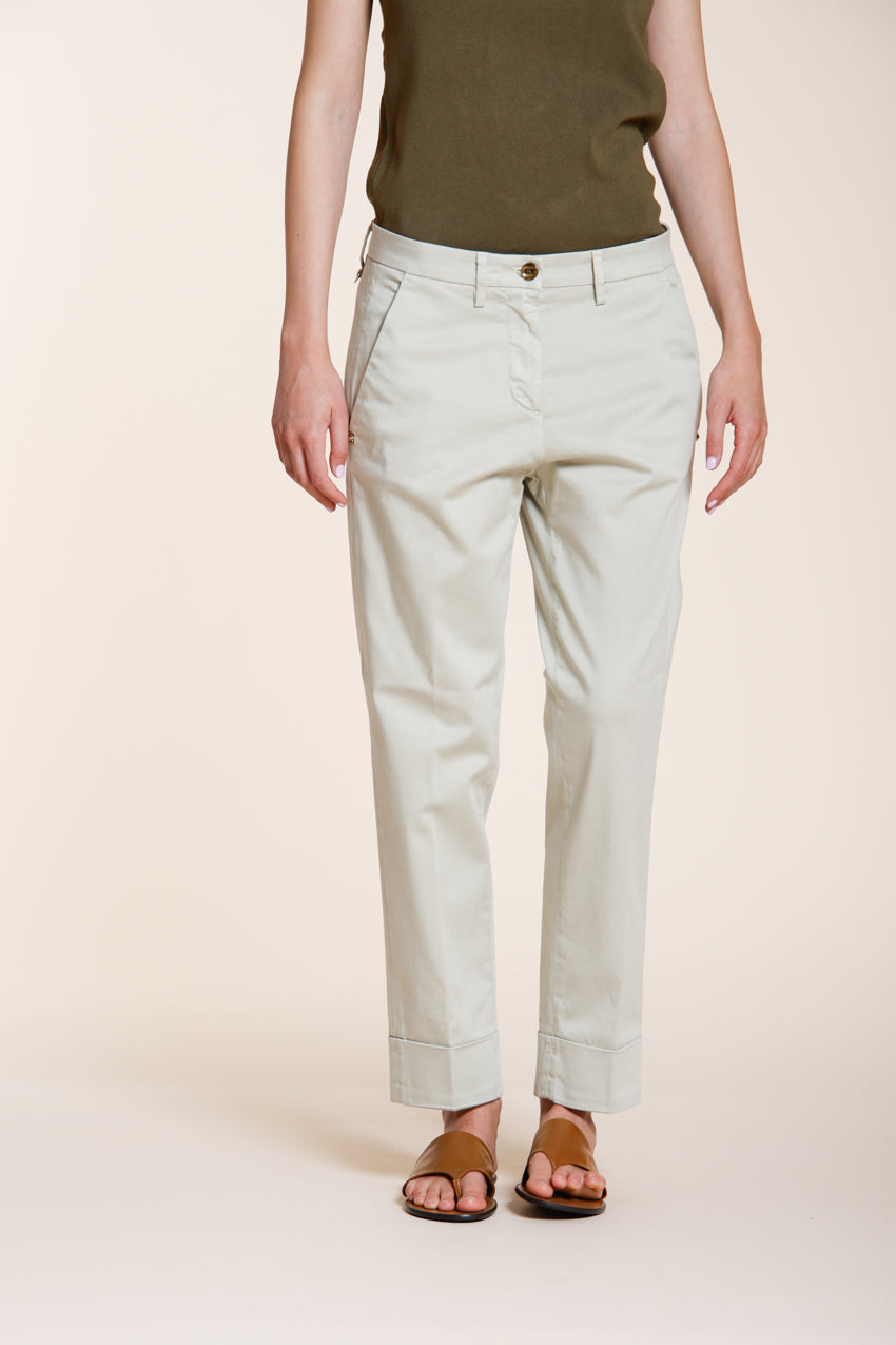 New York Carrot women's chino pants in stretch satin carrot fit ①