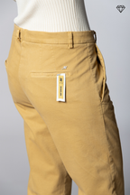 New York Carrot pantalon chino femme en coton et laine carrot fit ①