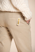 New York Carrot pantalon chino femme en coton et laine carrot fit ①