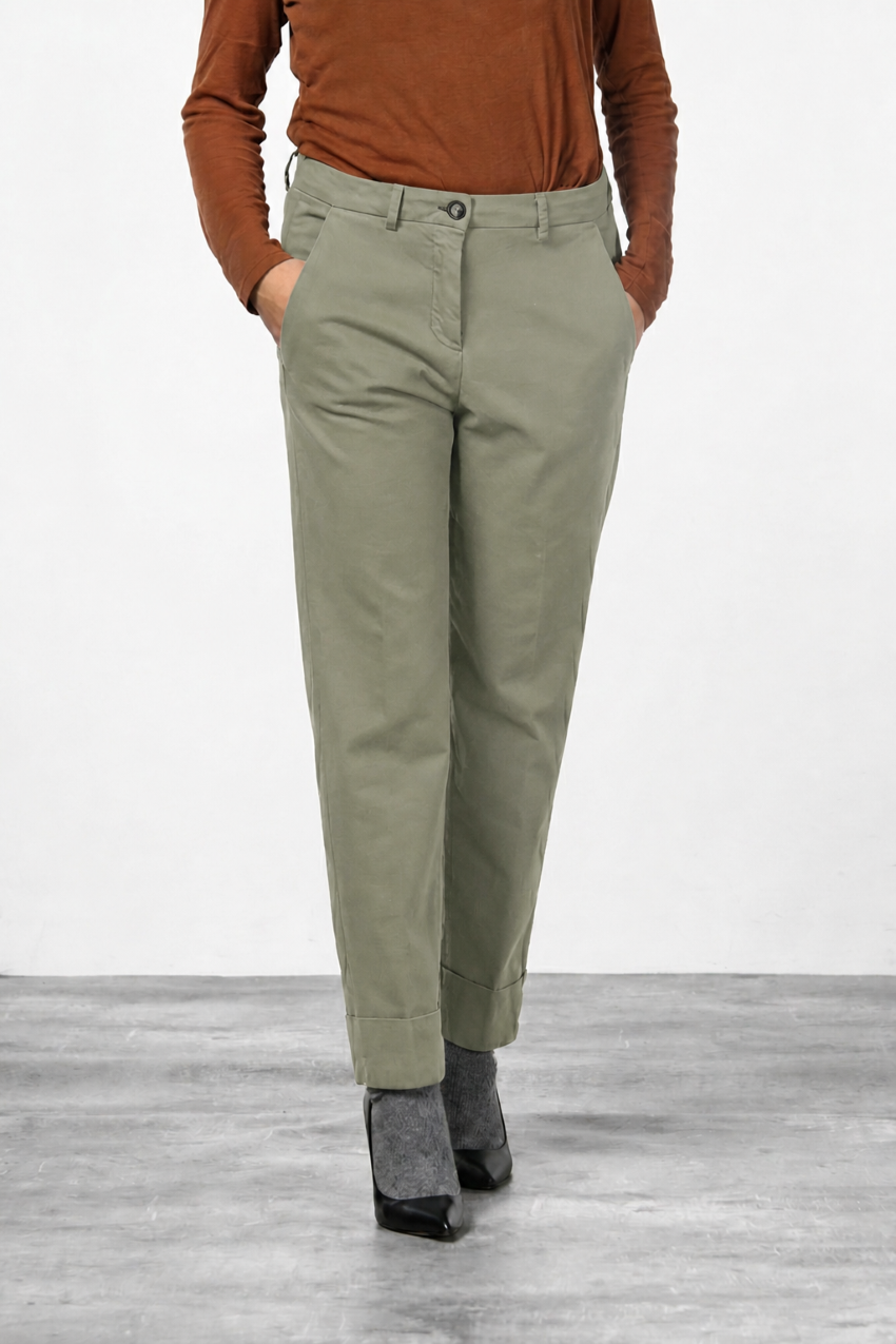 New York Carrot Chinohose für Damen aus Baumwoll- und Wollgabardine mit carrot fit ①
