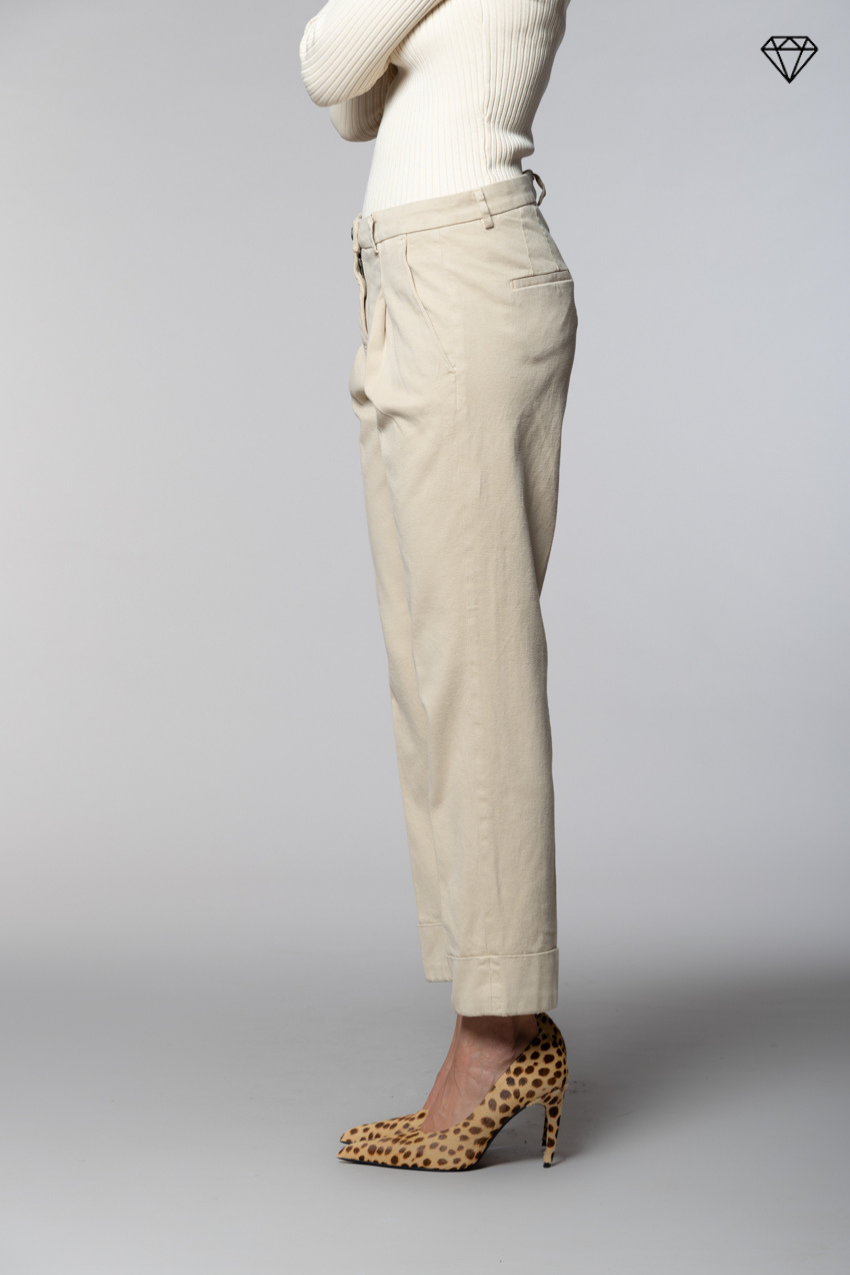 New York Carrot Pince women’s chino trousers in cotton and cashmere carrot fit ①