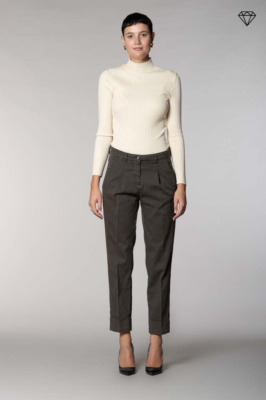 New York Carrot Pince pantalon chino femme en coton et cachemire carrot fit ①