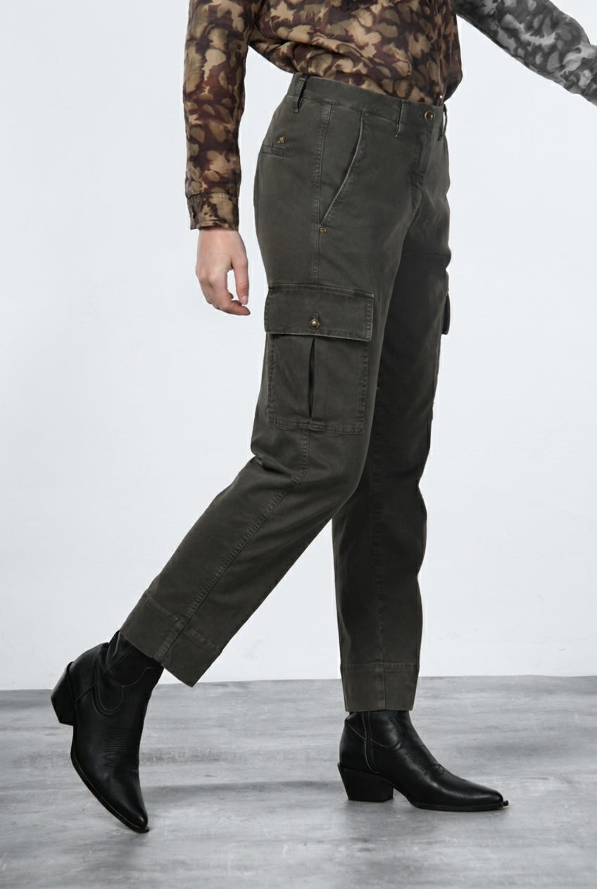 Marlene Cargo Damen-Cargohose aus Gabardine, Carrot Fit