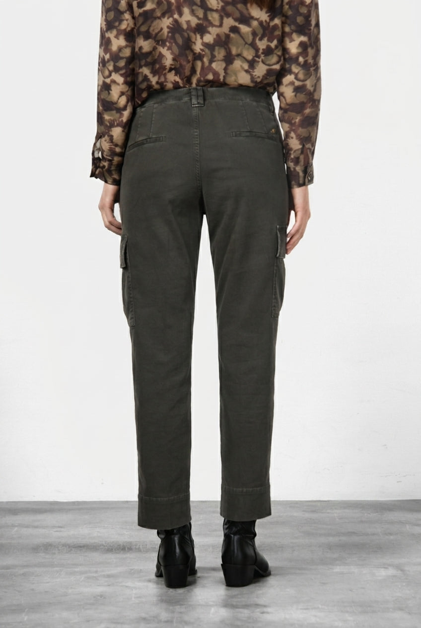 Marlene Cargo Damen-Cargohose aus Gabardine, Carrot Fit