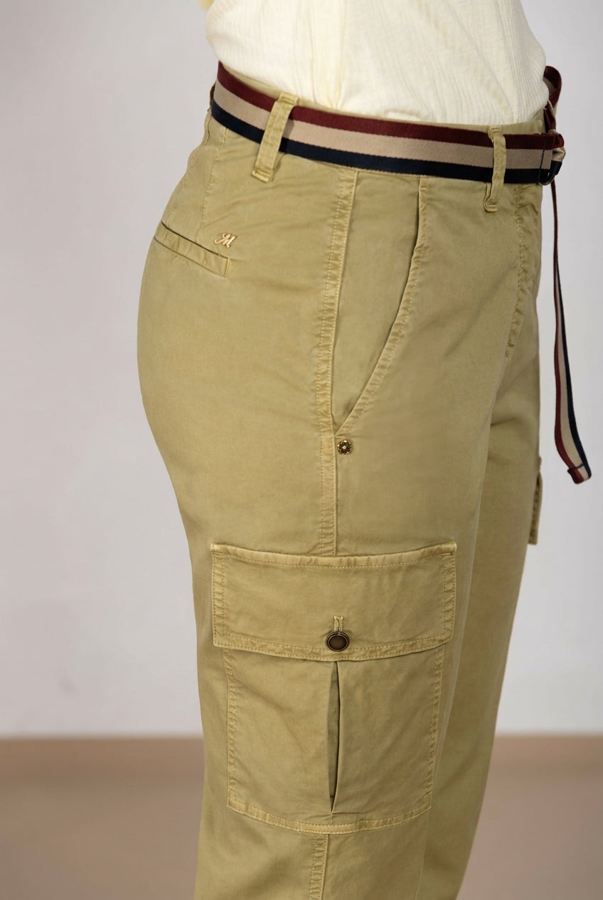 Marlene Cargo pantalon cargo femme en twill léger stretch carrot fit
