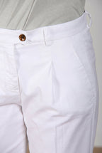 New York Carrot Sartoriale 1 Pince women’s chino trousers in cotton and silk satin carrot fit ①