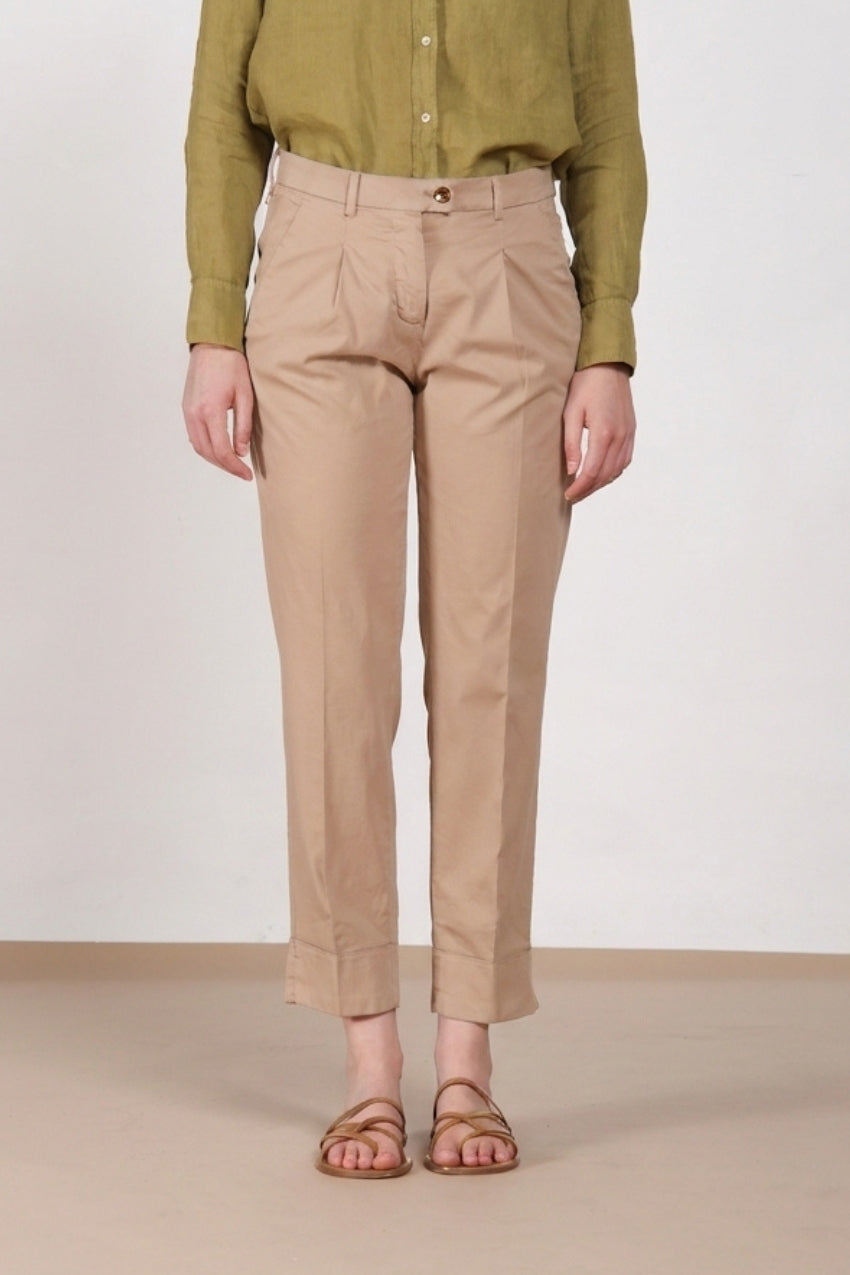 New York Carrot Sartoriale 1 Pince Damen-Chinohose aus Baumwoll- und Seidensatin carrot fit ①