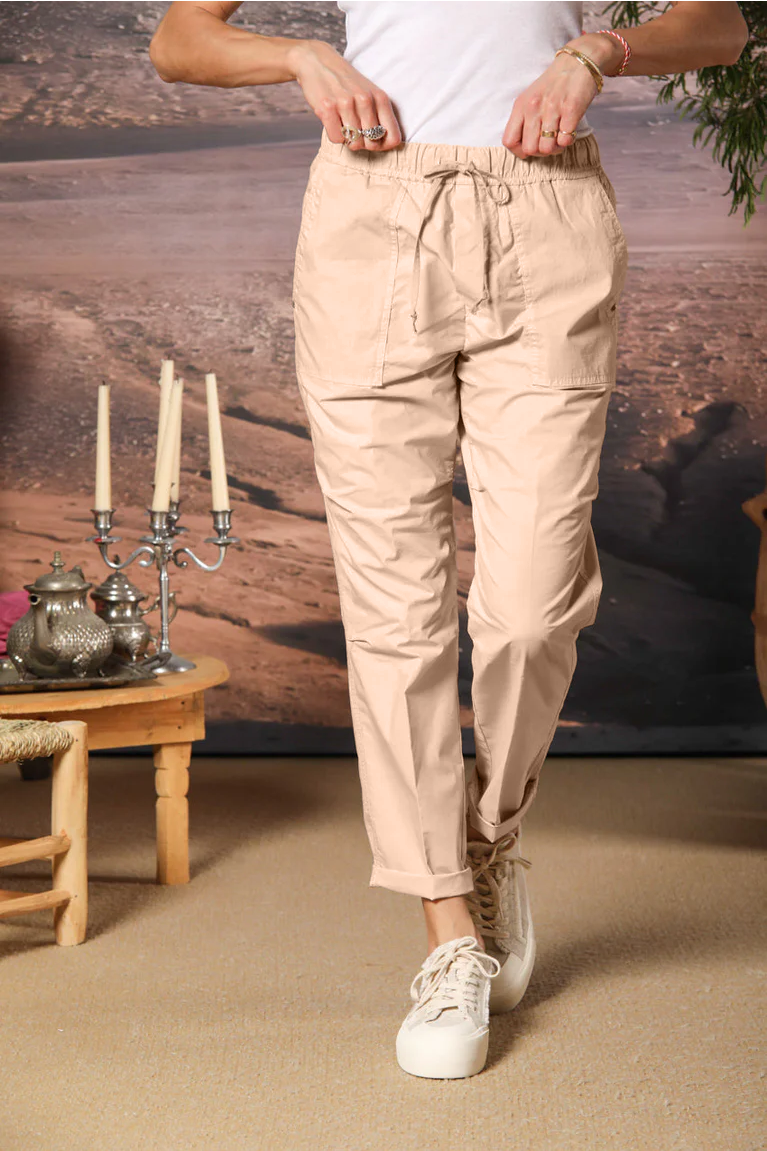 Fatique Jogger women's cargo pants in parachute canvas with a tencel and cotton blend carrot fit